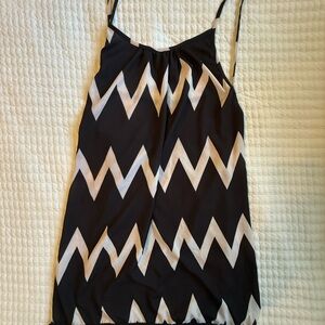 Black and White Zigzag Women's Top